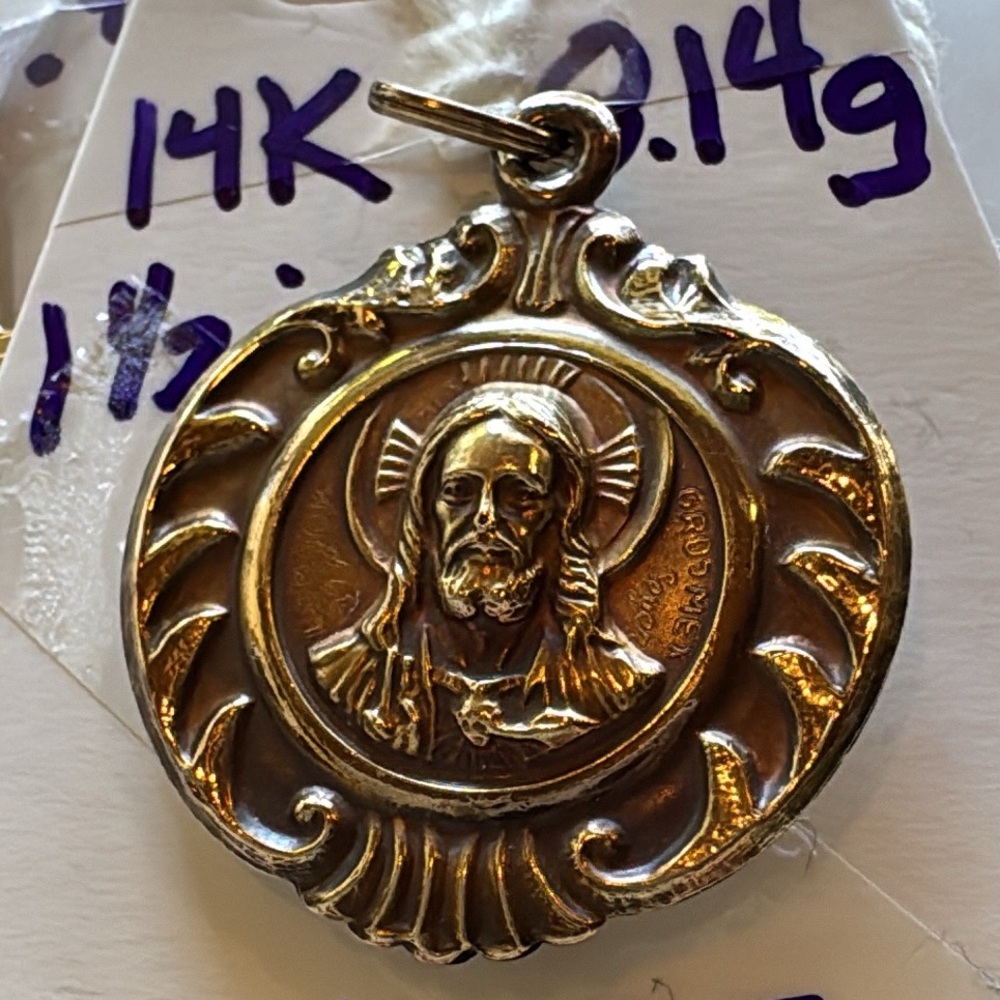 14k Gold Religious Medallion Pendant says 10k but test for 14k going to test 18k